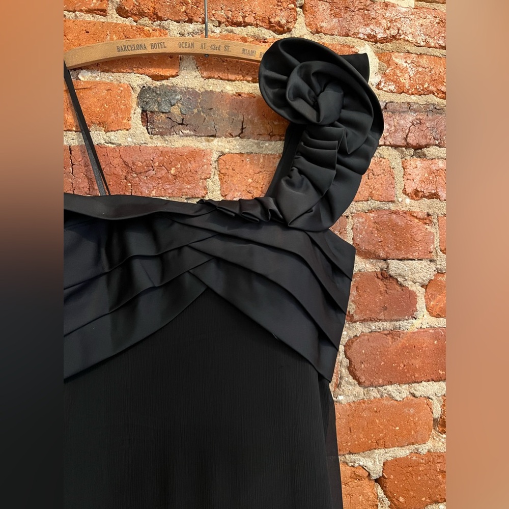 One shoulder black formal maxi dress